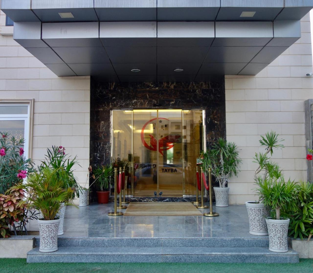 Grand Tayba Hotel Salalah Exterior foto